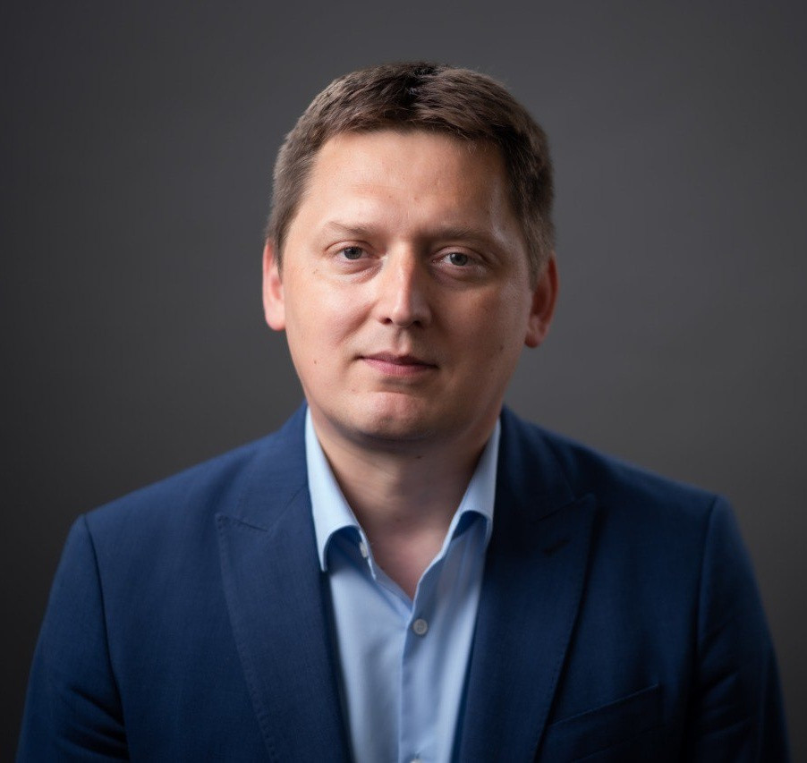 Інтерв’ю з Іваном Шемелинцем, проректором Державного податкового університету, про пам’ять, яку не можна втратити, і фільм про оборону Ірпеня - зображення